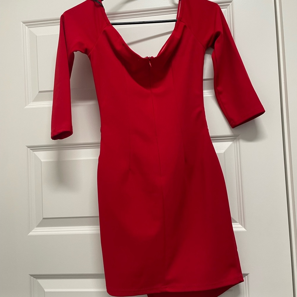 Lulus Red Mini/Sleeves - Picture 2 of 3